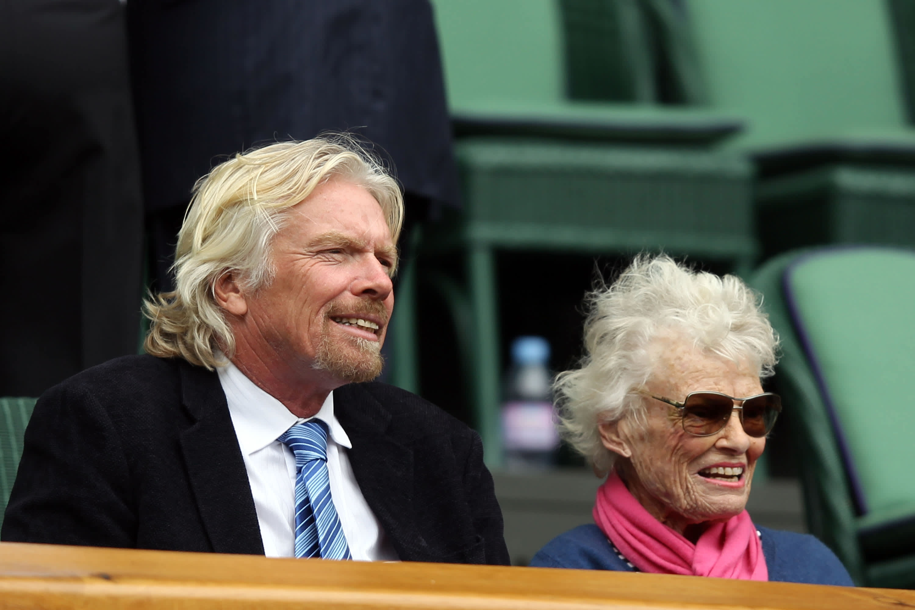 Richard Branson reveals that his mother died at Covid