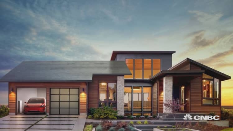 Here's how much Tesla's new solar roof will really cost you