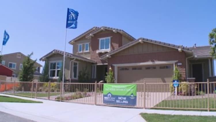 Home builders struggle to provide homes for millennial home buyers