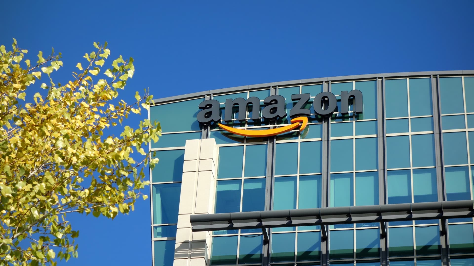 Hva er den høyest betalende jobben hos Amazon?