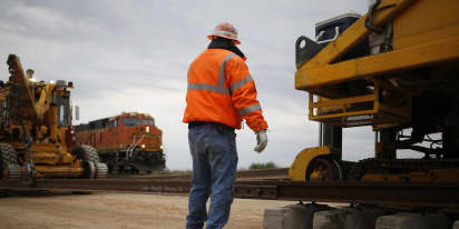 Deadline to avoid rail strike which could cost economy $2 billion a day is near