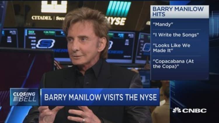 Barry Manilow visits the NYSE