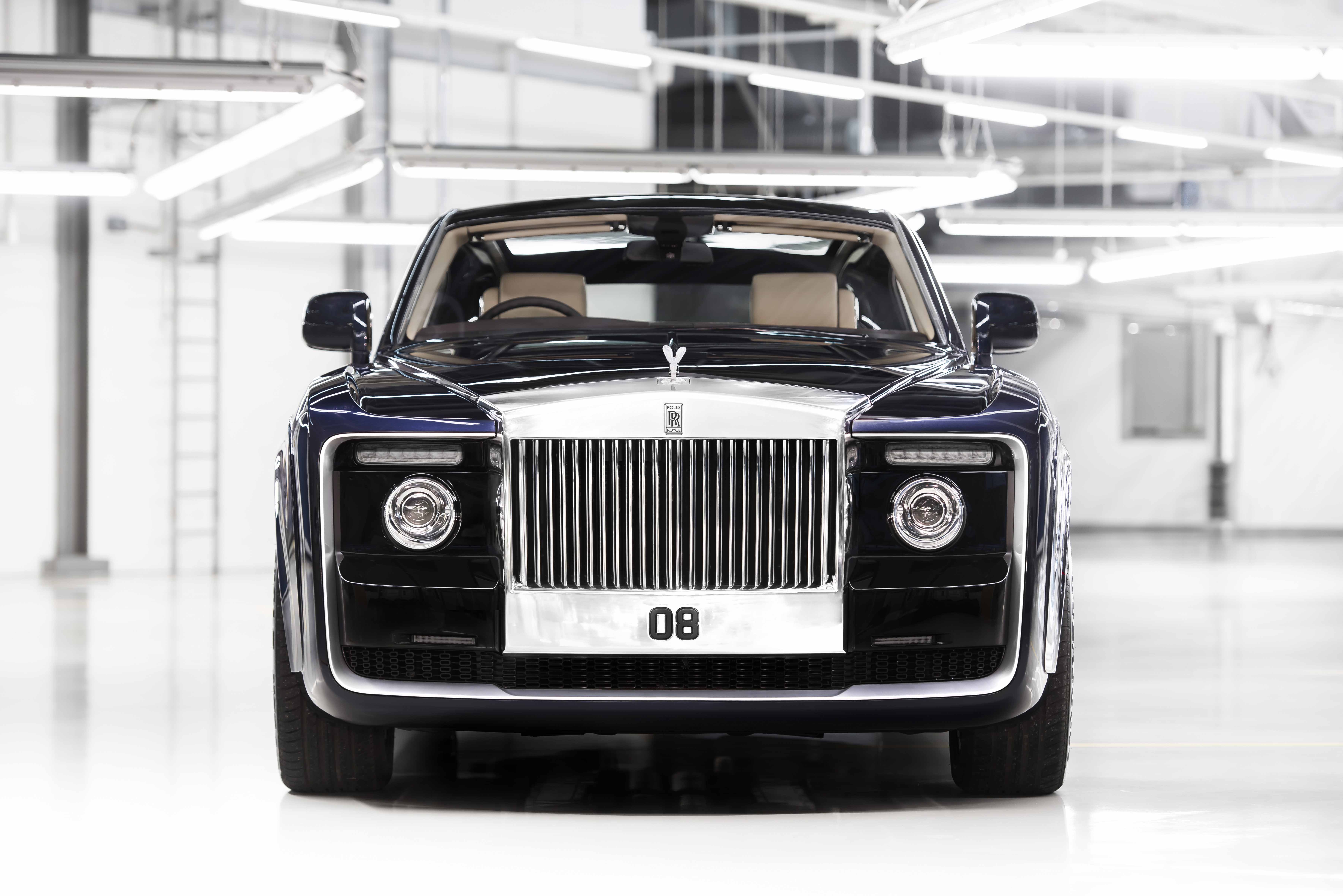RollsRoyce Cars and SUVs Reviews Pricing and Specs