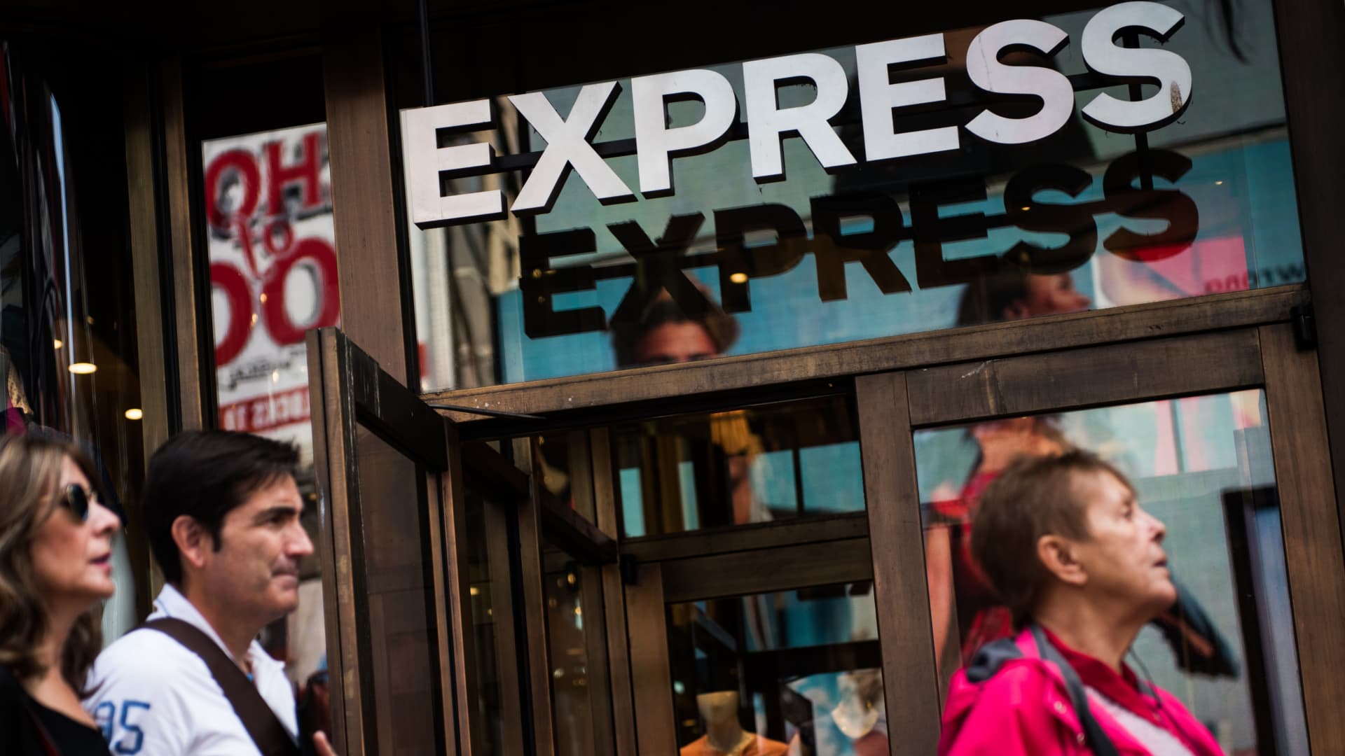 Express files for bankruptcy, plans to close nearly 100 stores as investor group looks to save the brand