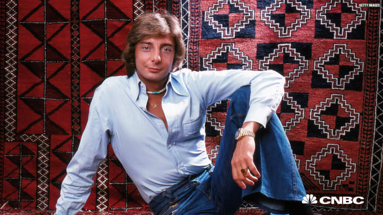 How Barry Manilow's biggest money mistake left him with just $11,000 in the bank