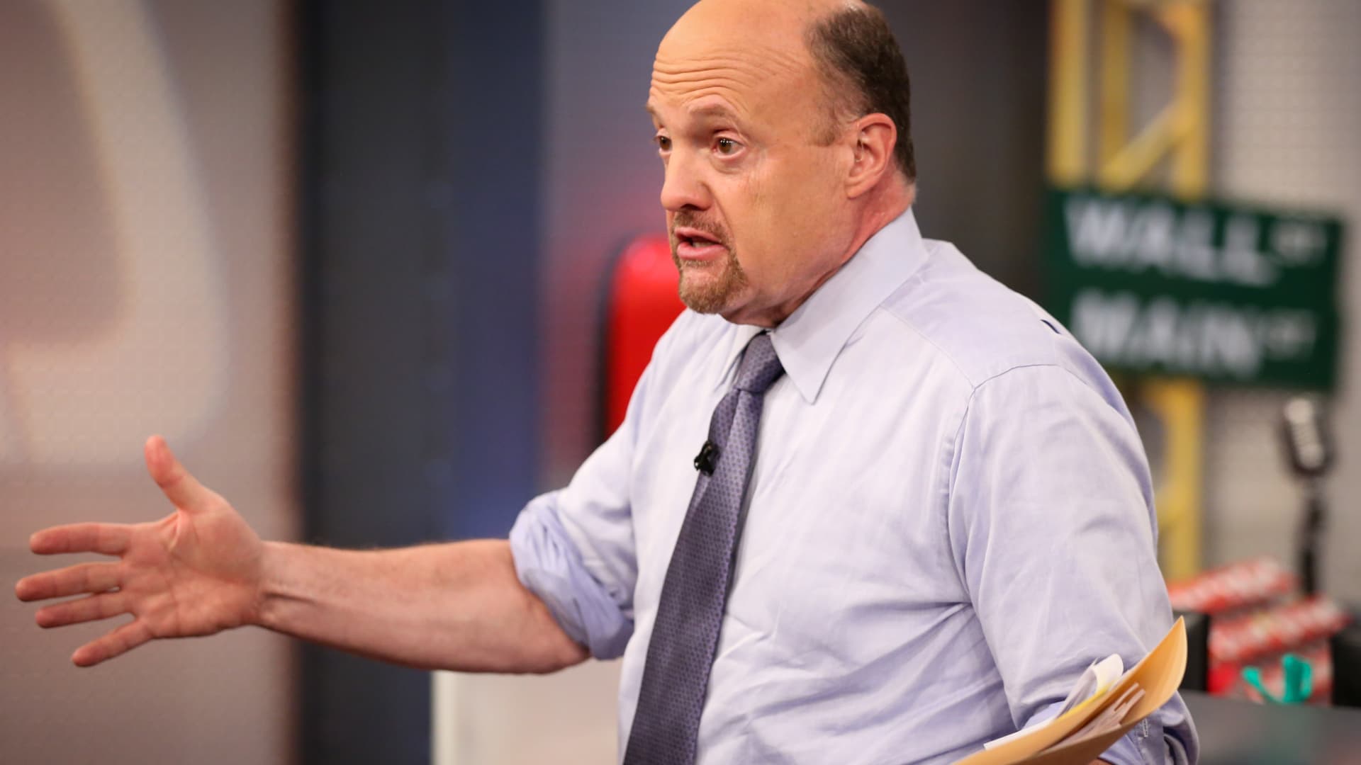 Charts suggest the Nasdaq 100 could reach an ‘important low’ this week, Jim Cramer says