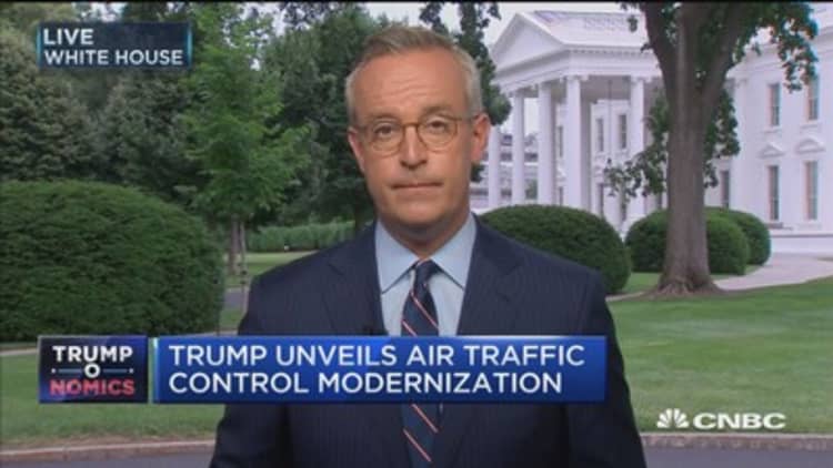 Trump: Air traffic control system is broken
