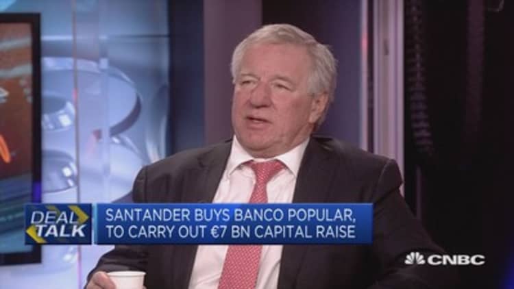 Santander buys Banco Popular to carry out 7 billion-euro capital raise