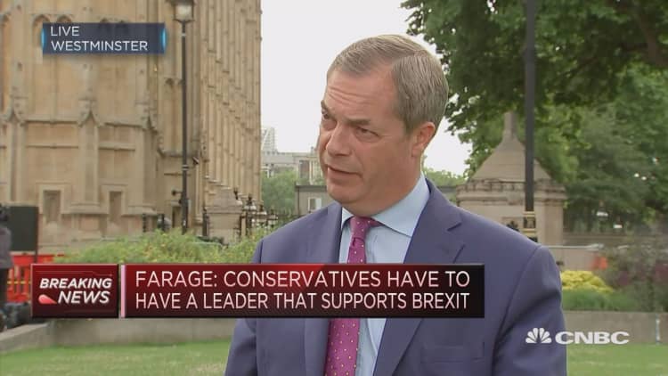Is UK politics in ‘a bit of a shambles’ right now? ‘Totally’ says Farage