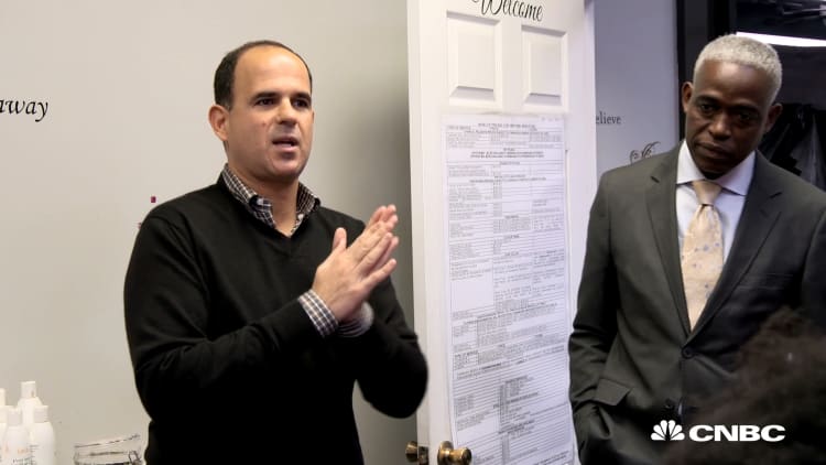 Marcus Lemonis: The easy restocking tip to avoid thousands in lost profit