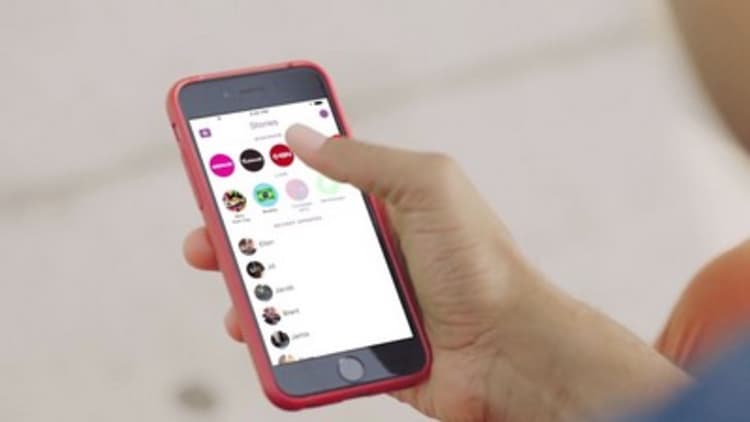 Instagram Stories crushes Snapchat with 250 million daily active users