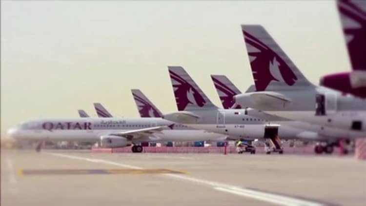 Qatar Airways interested in acquiring about a 10% stake in American Airlines