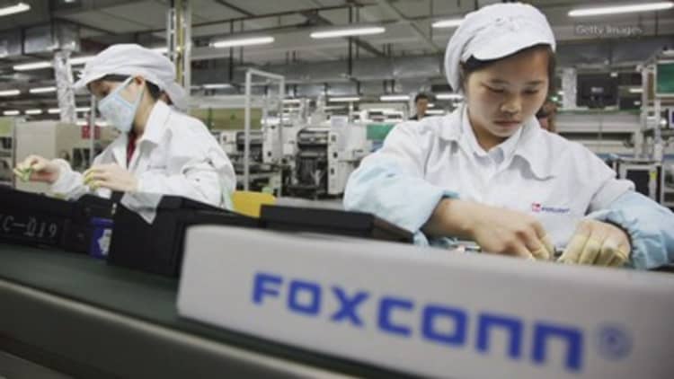 Foxconn plans US display making plant for over $10 billion, scouting for location