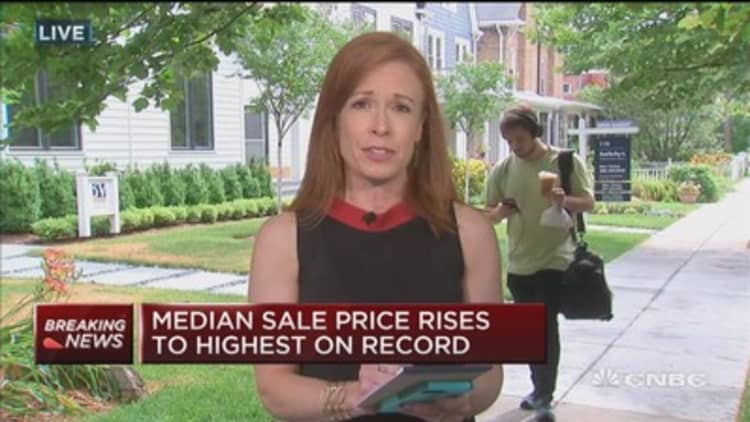 Median sale price rises to highest on record 