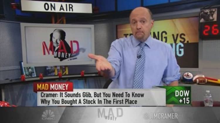 The differences between trading and investing, according to Jim Cramer