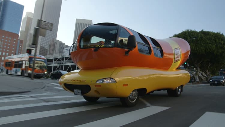 How to get a job driving the Wienermobile for Oscar Mayer