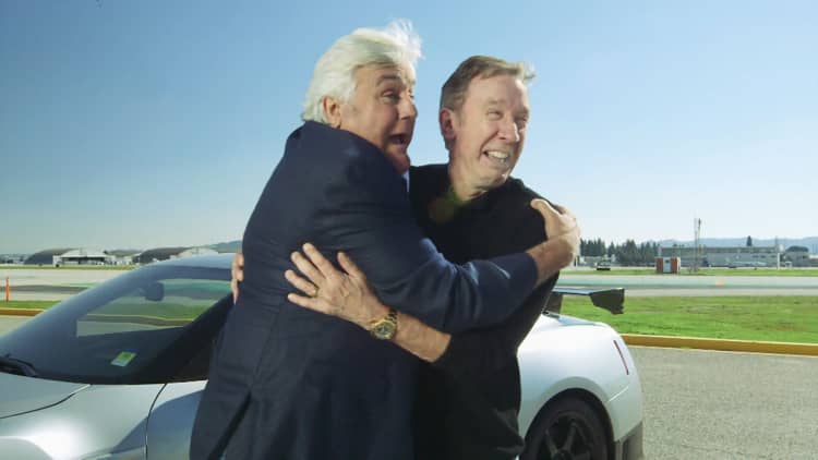 World champion racer teaches Jay Leno and Tim Allen how to drift