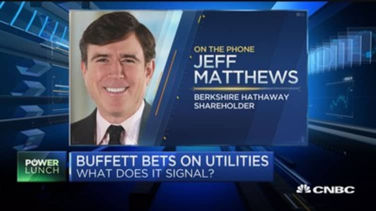 Warren Buffett bets on utilities with $9 million Oncor deal