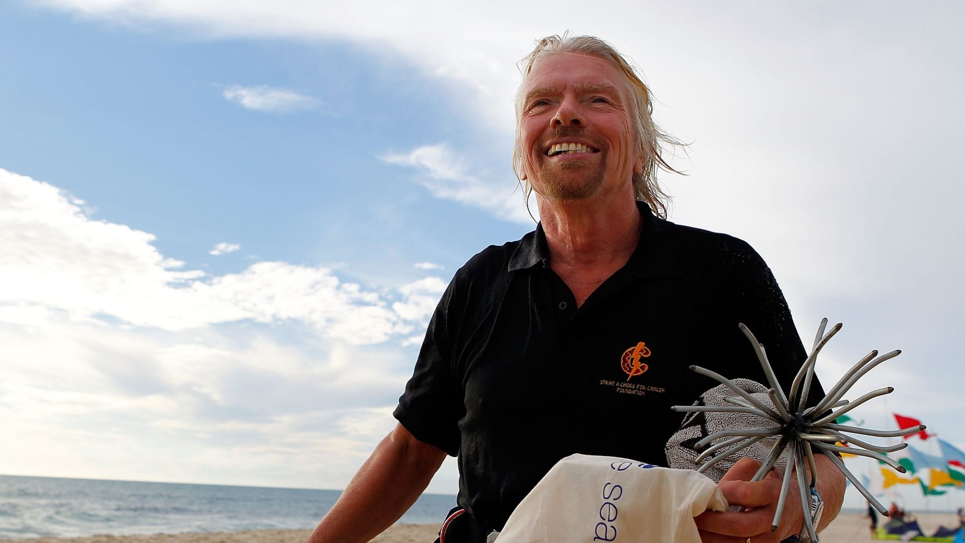 Richard Branson's top productivity trick is a simple habit that has nothing to do with email or to-do lists