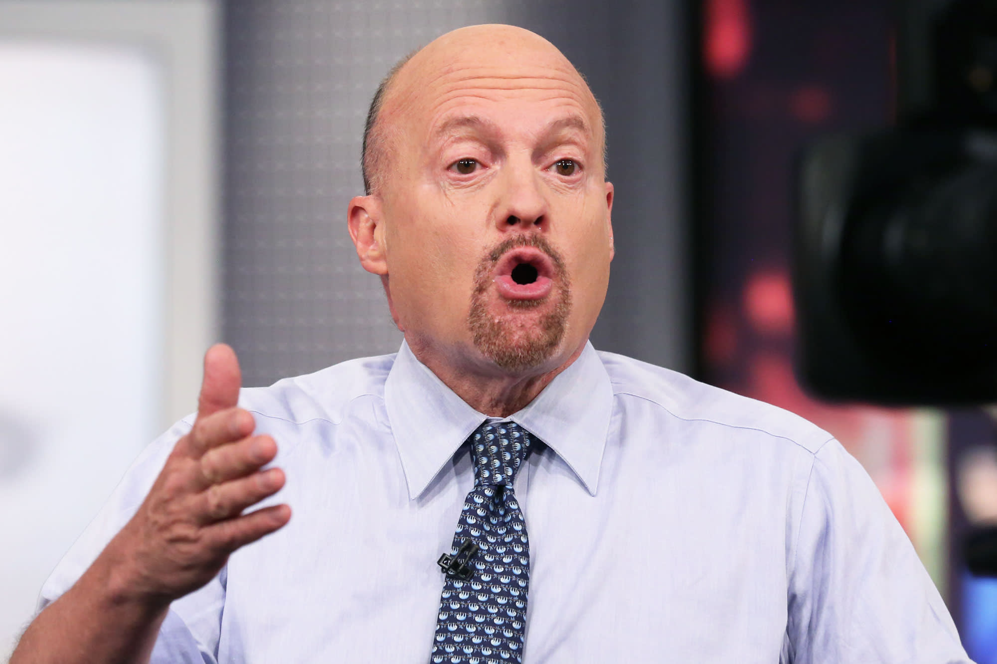 Jim Cramer’s Advice On When To Buy Stock In A Volatile ...