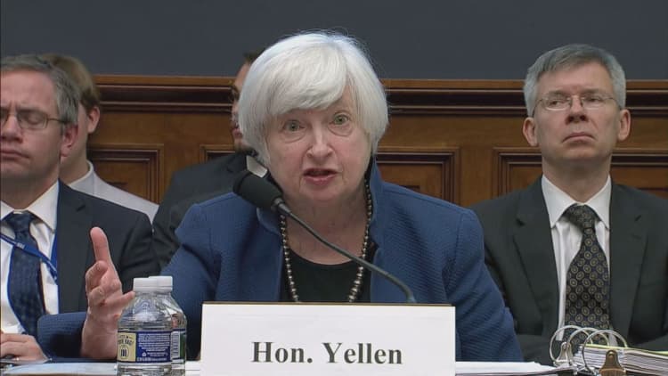 Yellen's surprise comments jolt bond market
