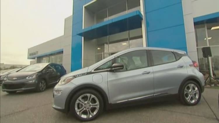 GM extends shutdown at Chevy Bolt plant as inventories swell