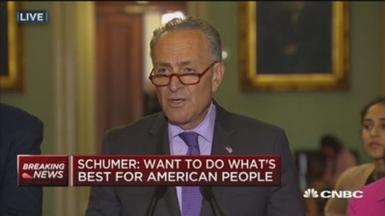 Chuck Schumer: President Trump hurting his presidency and his own party