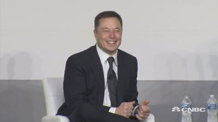 Elon Musk:Tunnel-building company 'low stress' because everyone expects it to fail