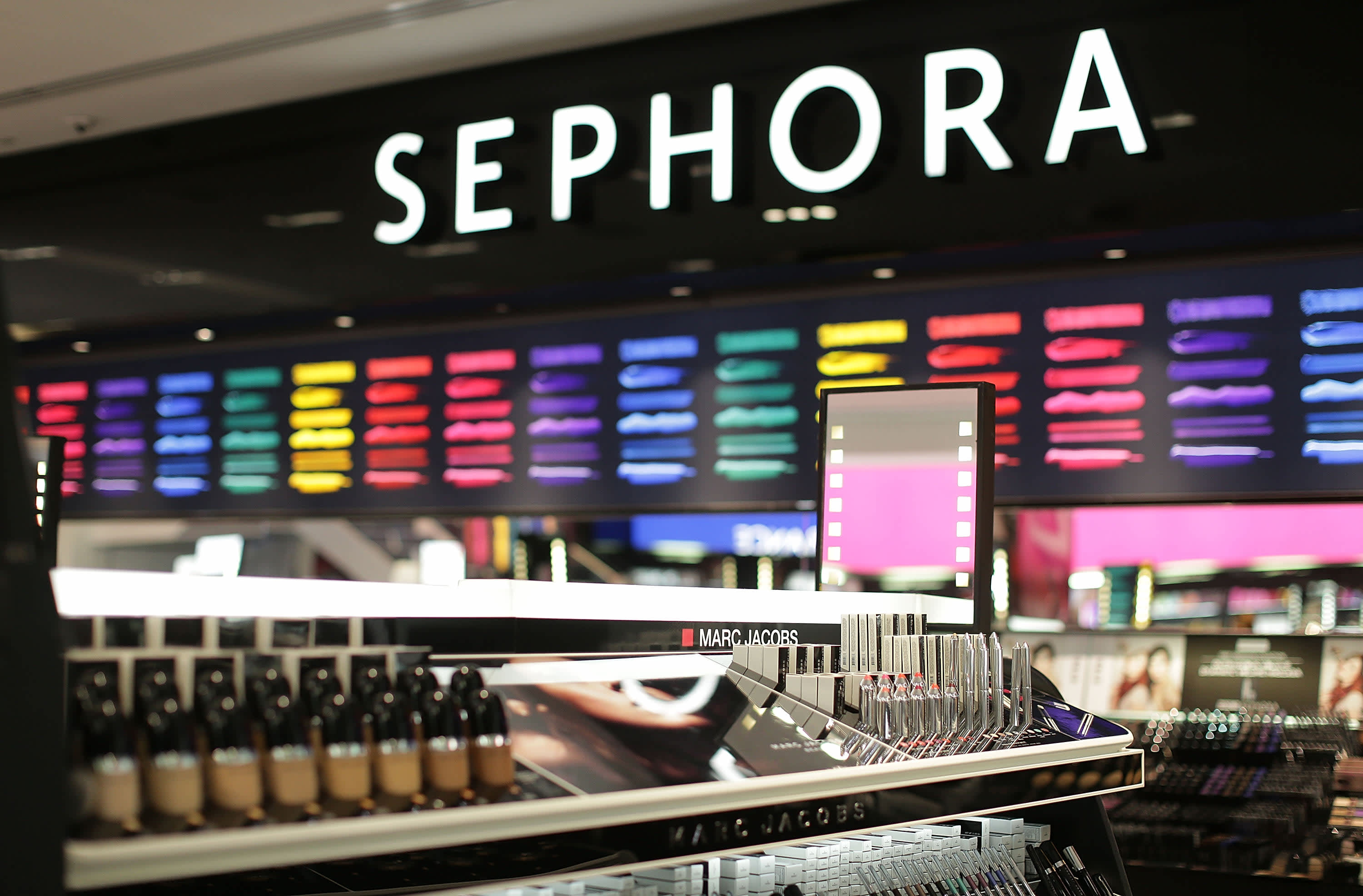 Sephora rolls out smaller-store concept with high-tech beauty upgrades