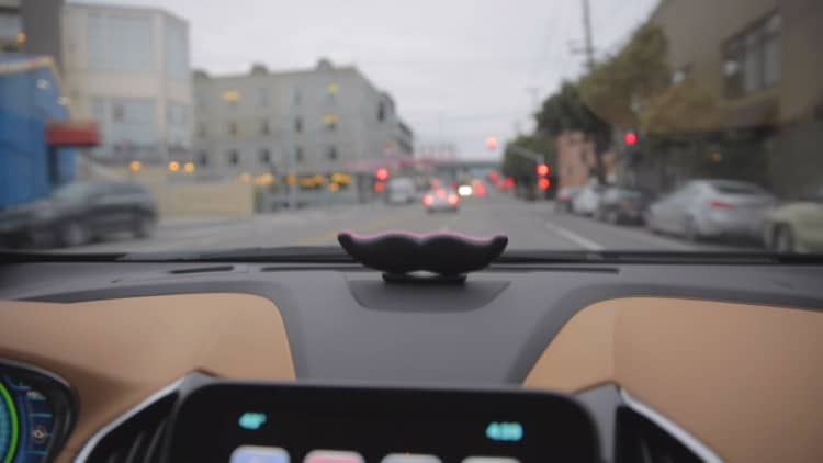 Lyft plans to launch new self-driving car division