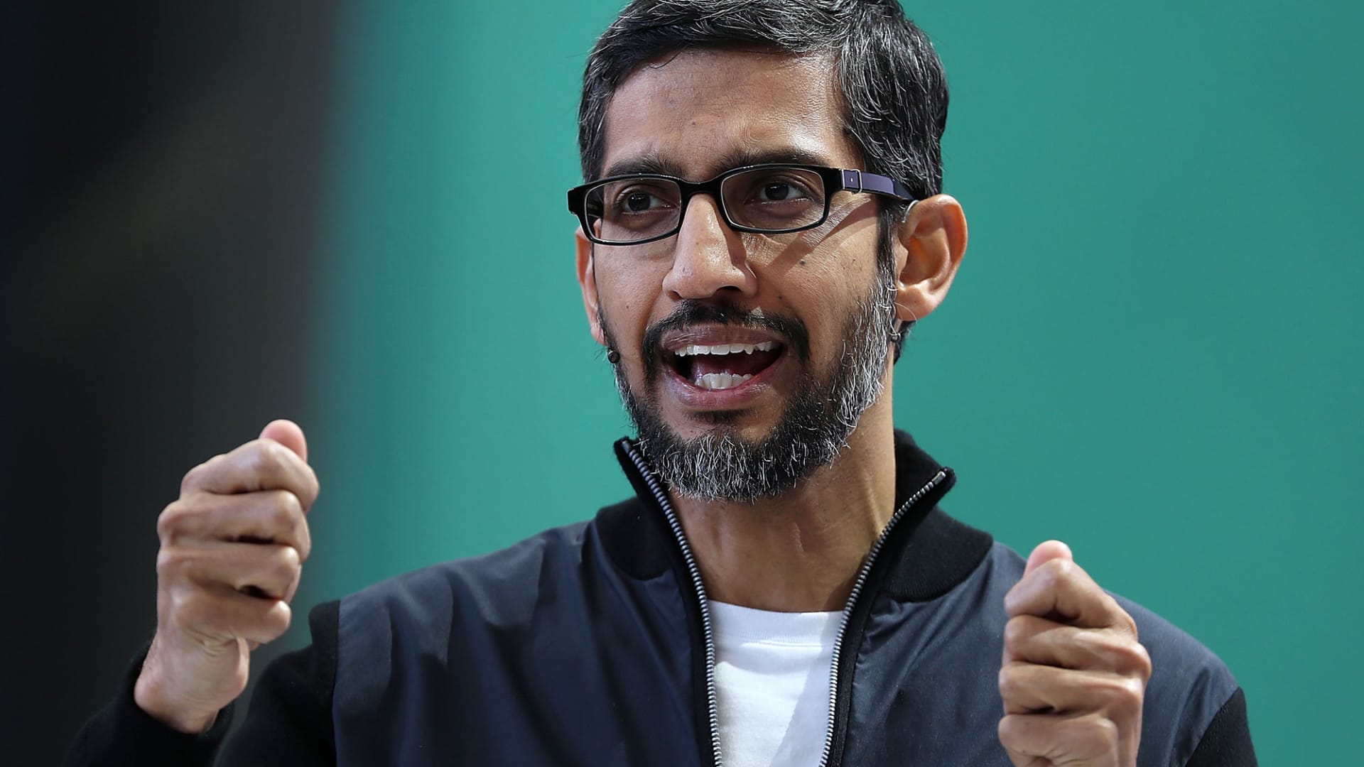 Google asks employees to rewrite Bard's bad responses, says the A.I. 'learns best by example'