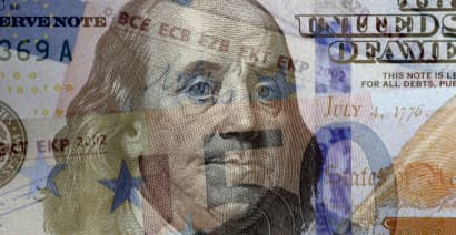 Expert warns there's more US dollar weakness to come
