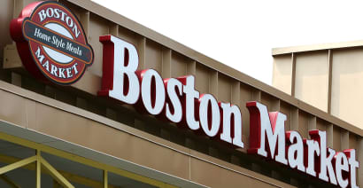 Boston Market small group orders surge triple digits as CDC urges Thanksgiving limits