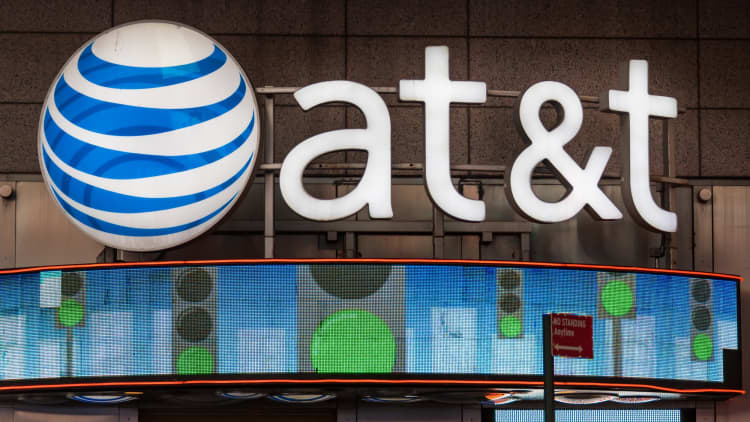 AT&T fights back against government in takeover quest of Time Warner