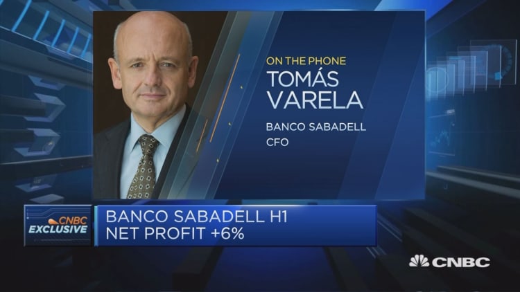 Banco Sabadell CFO: Earnings strong, but concerns over political uncertainty