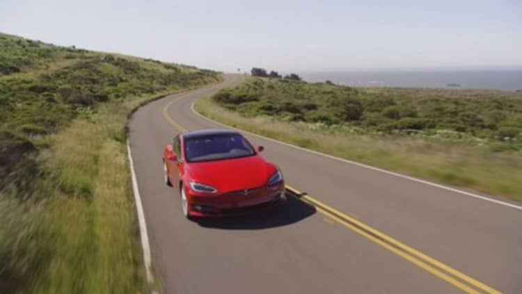 Tesla Delivers Cars Without a Key Fob As of July 1st, Signaling