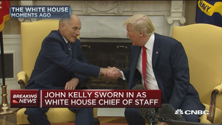 John Kelly sworn in as President Trump's chief of staff