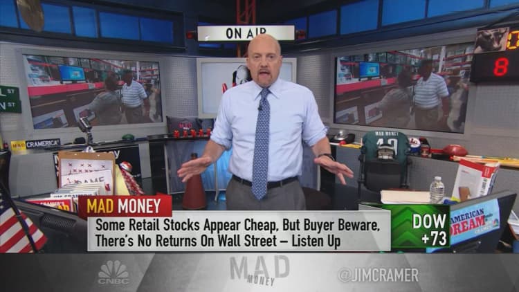Cramer tracks the telltale signs of retailers entering an Amazon-free zone