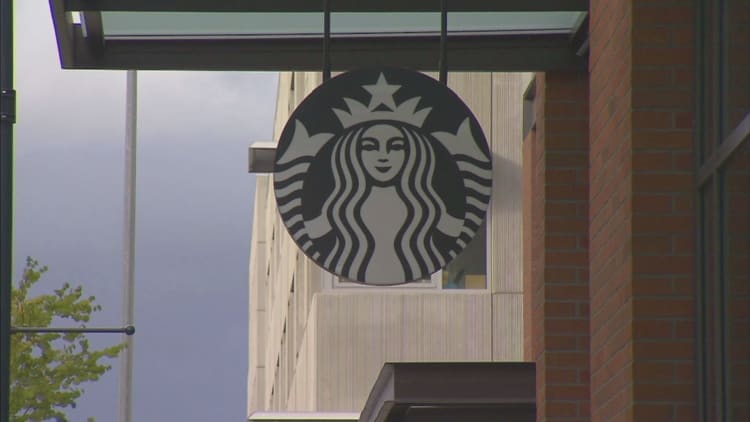 Starbucks saturation fears: Each store now has almost 4 other Starbucks within 1 mile