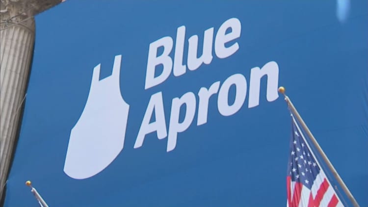 Blue Apron shares plummet 15% as new facility start-up costs slash marketing spending
