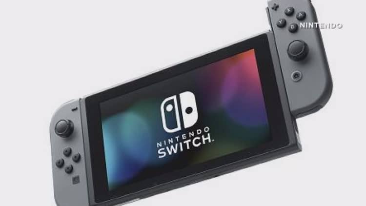 Nintendo is getting sued over the design of its detachable Switch console controllers