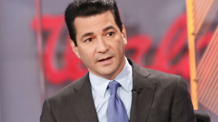 Former FDA chief Gottlieb on practical steps businesses can take to reopen safely