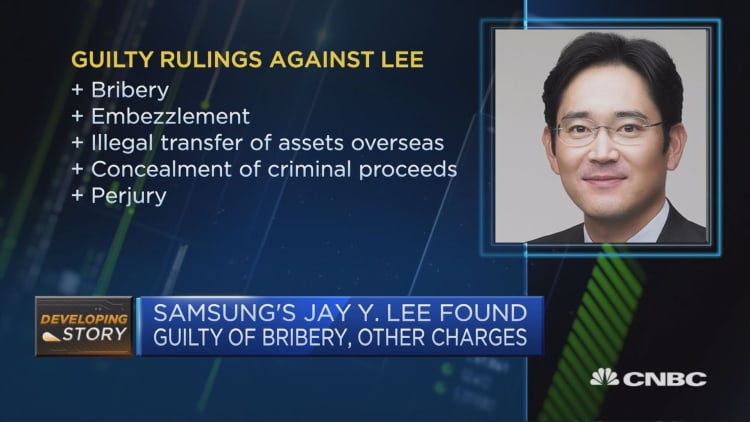 South Korean court hands down 5 year term for Samsung's Lee