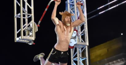 American Ninja Warrior contestant pays for physical fitness