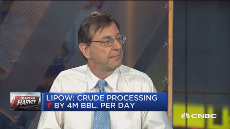 Utilities, not refiners have sustained major damage: Andy Lipow