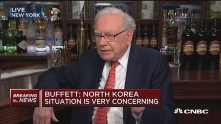 Buffett: I'm not in the business of attacking any president