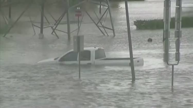Automakers look ahead to replacing Houston's drowned cars