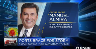 Port of Palm Beach closed to incoming vessels
