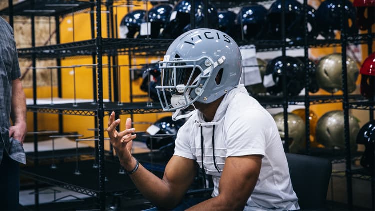 The NFL ranks this state-of-the-art helmet as the safest in football