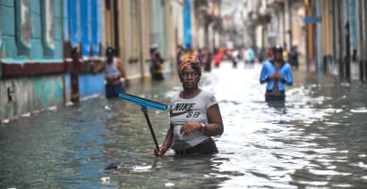 Hurricane Irma lashes Cuba's northern coast